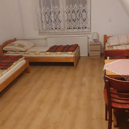Dom Wczasowy Skalka * Żabnica