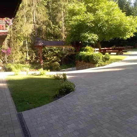 Dom Wczasowy Skalka Maison d'hôtes Zabnica